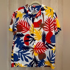 Hawaiian Hunky Trunks Men’s Button Down Bright Floral Design in size Medium NWT
